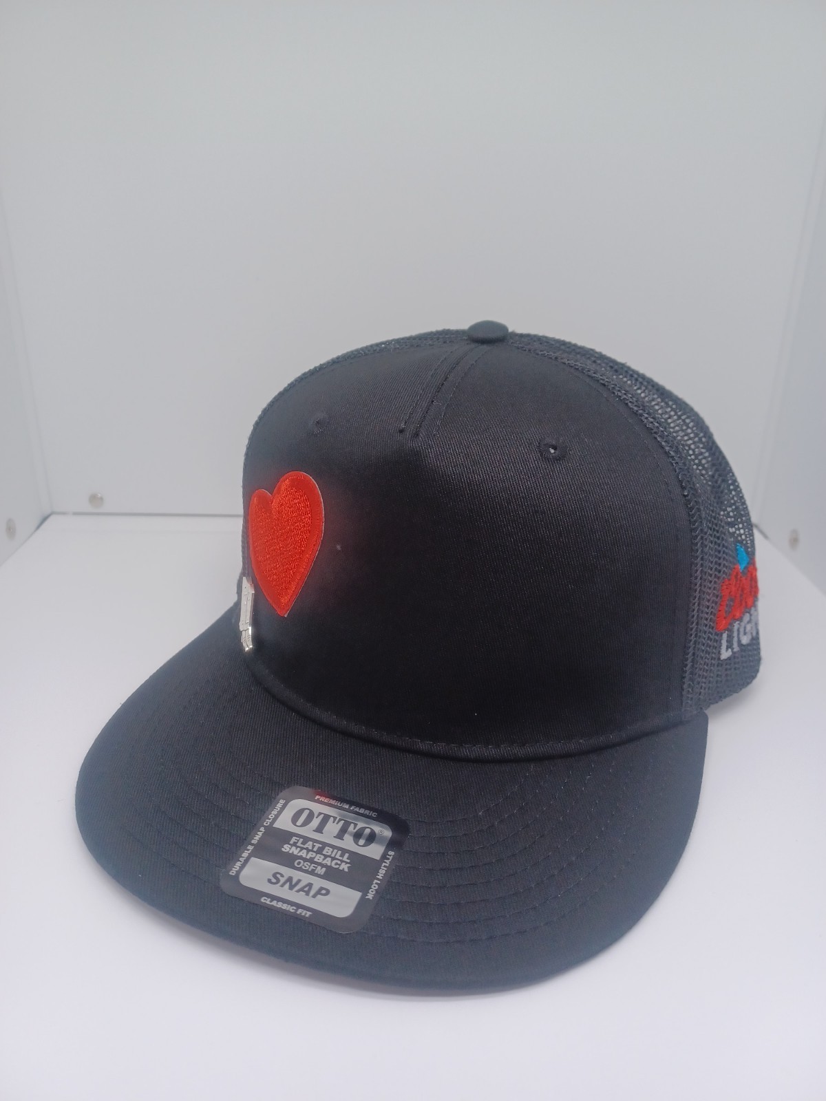Rare Lainey Wilson Tour Coors Light Mesh Trucker Hat Black - OSFM Heart Logo Rare Lainey Wilson Tour Coors Light Mesh Trucker Hat Black - OSFM Heart Logo