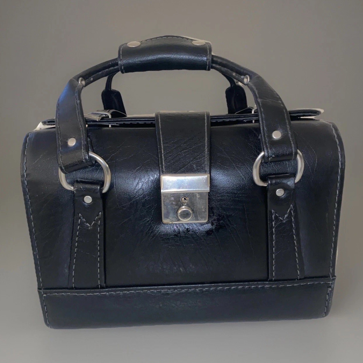Vintage Imperial IM-640 Extra Large Camera Bag Velvet Interior USA 