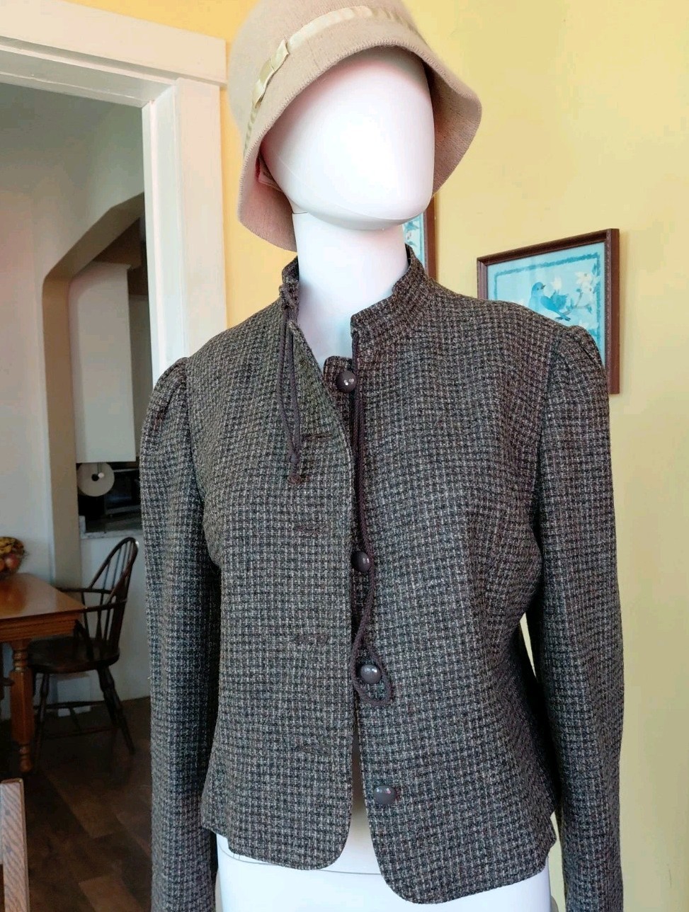 VTG Harris Tweed Blazer Womens M Wool Herringbone Jacket USA Tailored Old Money