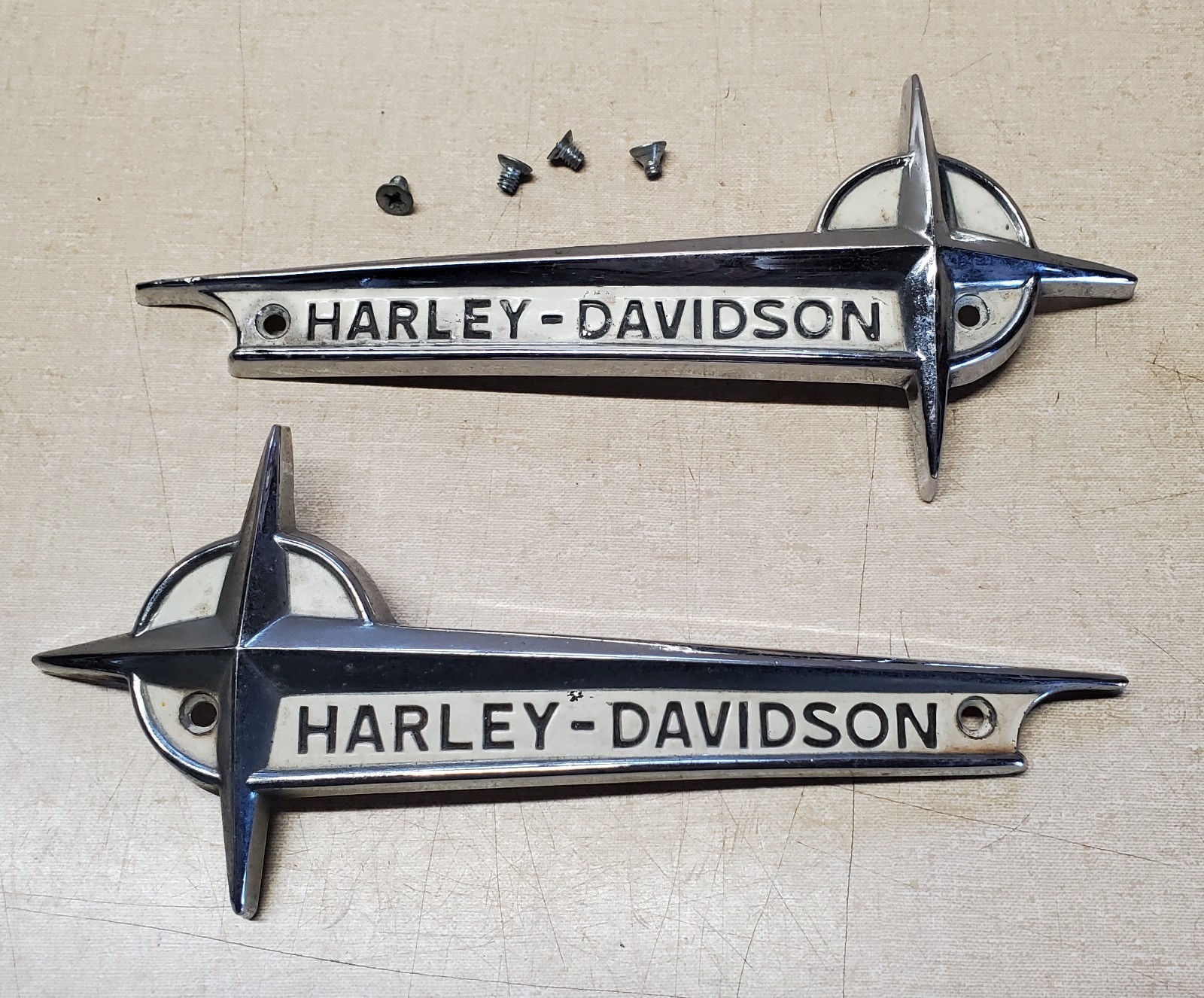 HARLEY DAVIDSON EAGLE IRON 61776-61T GAS TANK EMBLEMS PANHEAD SPORTSTER HARLEY DAVIDSON EAGLE IRON 61776-61T GAS TANK EMBLEMS PANHEAD SPORTSTER