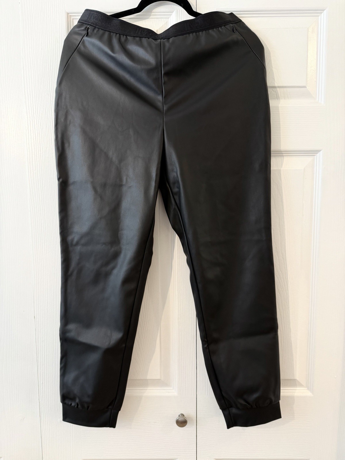 $425 Wolford Vegan Leather Trousers Joggers Elastic Waistband Pockets Black M