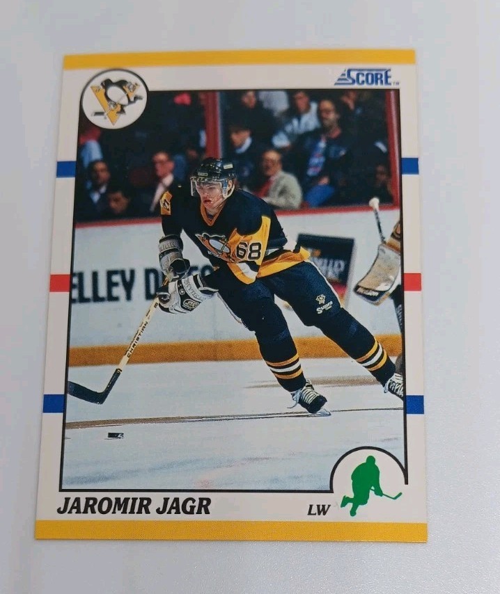 1990-91 Score Rookie & Traded - Jaromir Jagr #70T (RC) 1990-91 Score Rookie & Traded - Jaromir Jagr #70T (RC)