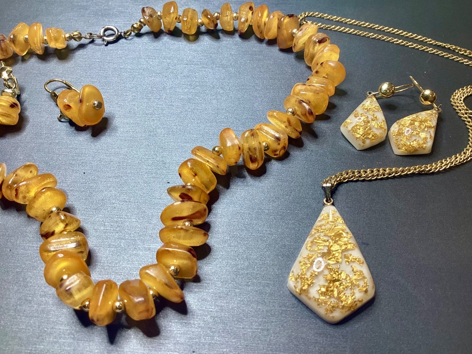 Vintage Lucite Gold Foil/Flake Amber Plastic Earrings Necklace Jewelry Sets Lot