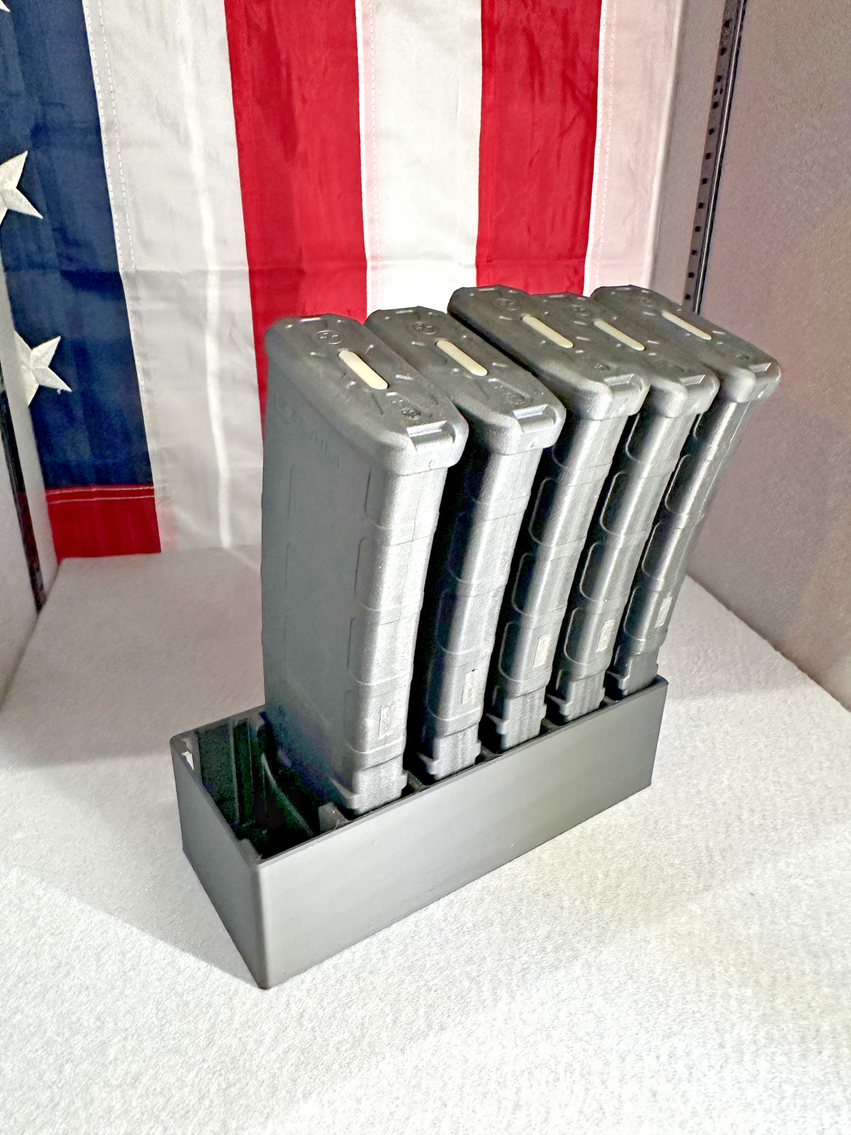 Modern Sporting Rifel Magazine Holder / Safe Organizer