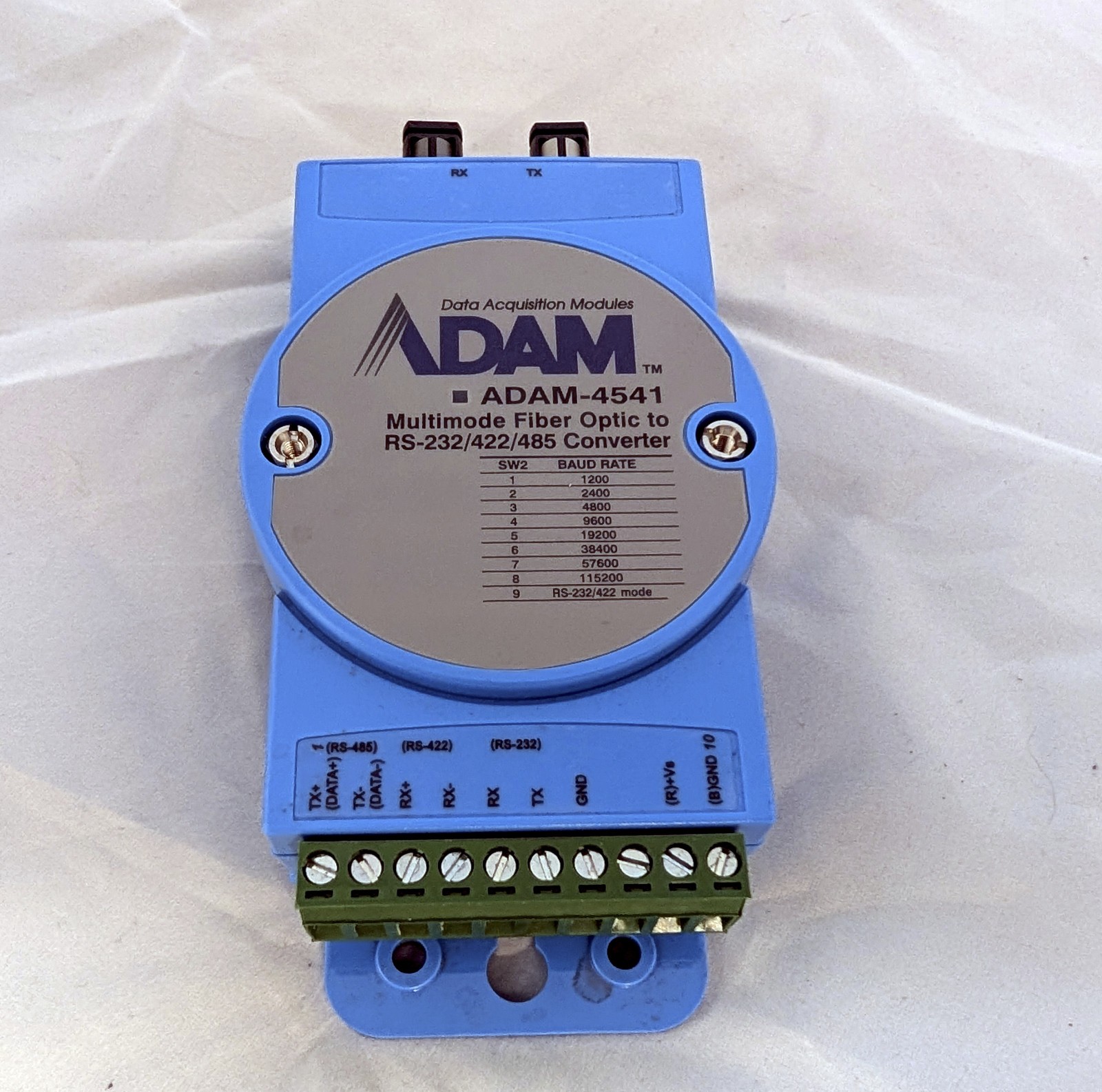 ADVANTECH ADAM-4541 Fiber Optic to RS-232/422/485 Converter