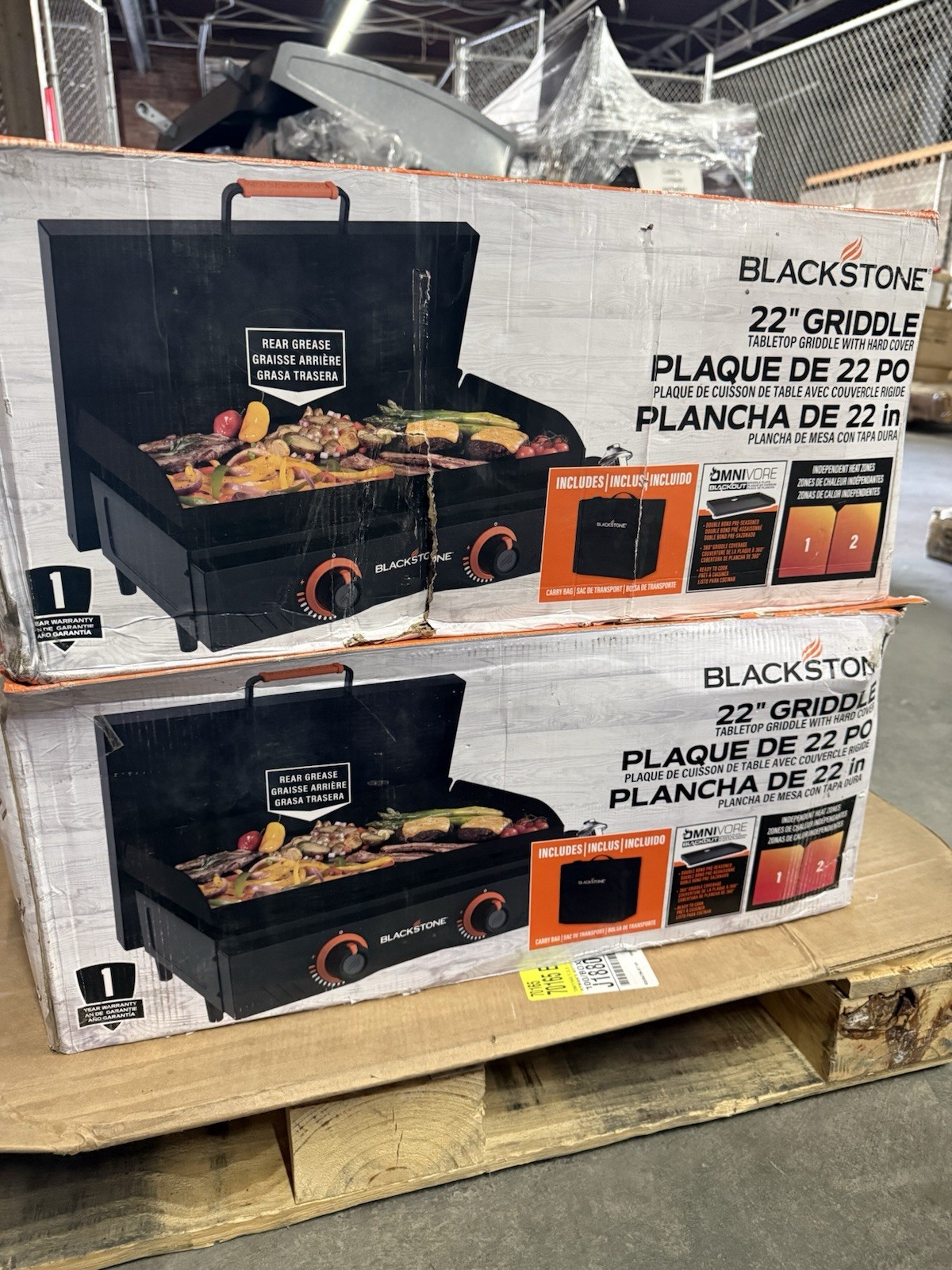 Blackstone 22in Tabletop Propane Griddle, 2 Burner, Hard Cover, Rear Grease
