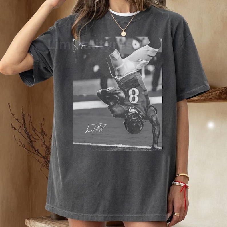 90s Lamar Jackson Graphic Shirt - Unisex Football Charcoal T shirt HN4753