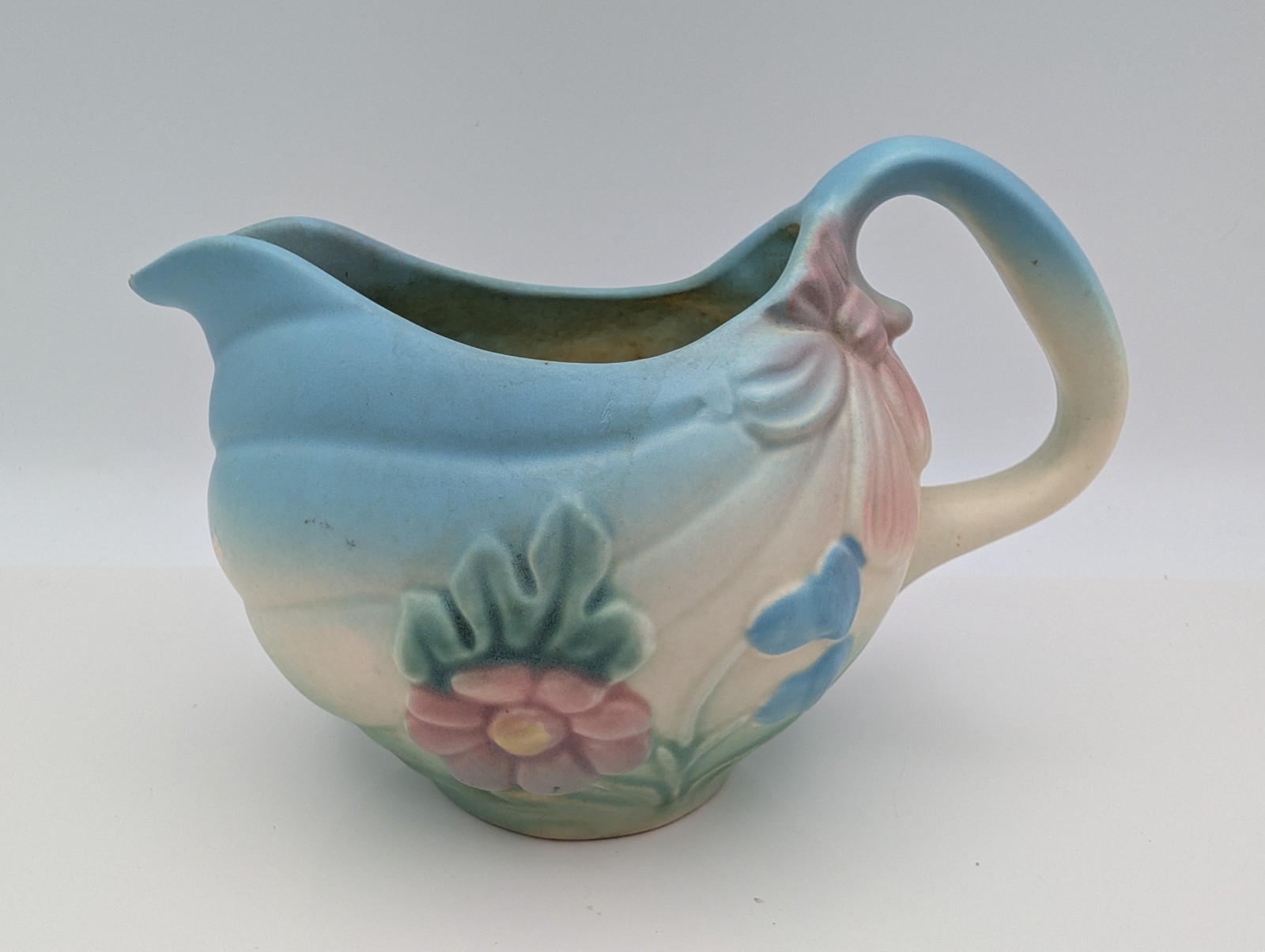 Vintage 1940s Hull Art Pottery Bow Knot Pastel Blue & Pink Ewer/Pitcher B-21-4