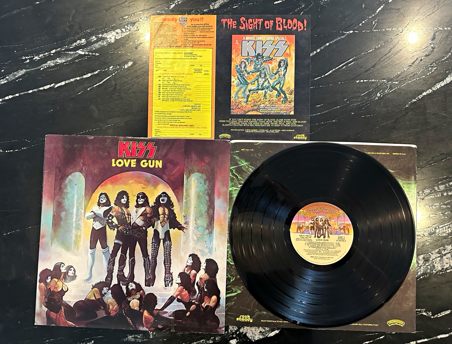 Kiss - Love Gun LP Vinyl 1977 Original RCA Club Edition NBLP 7057 (Near Mint)