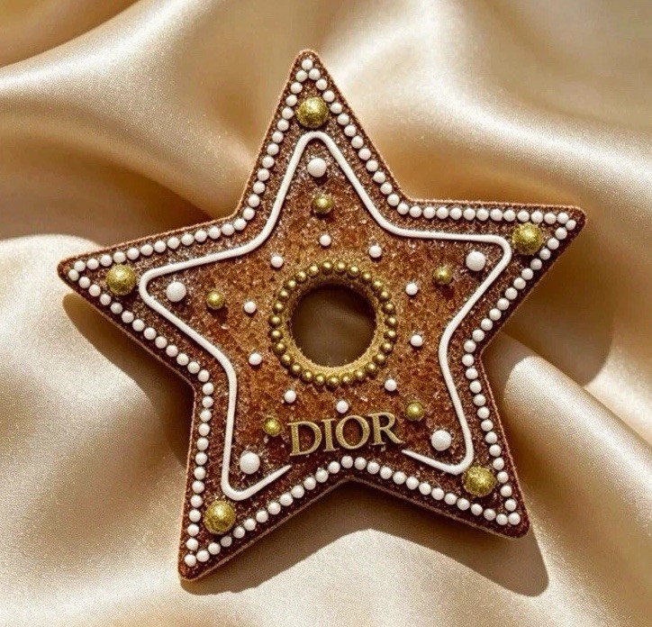 Dior Gingerbread Cookie Star Ornament Holiday 2026 Dior Gingerbread Cookie Star Ornament Holiday 2026