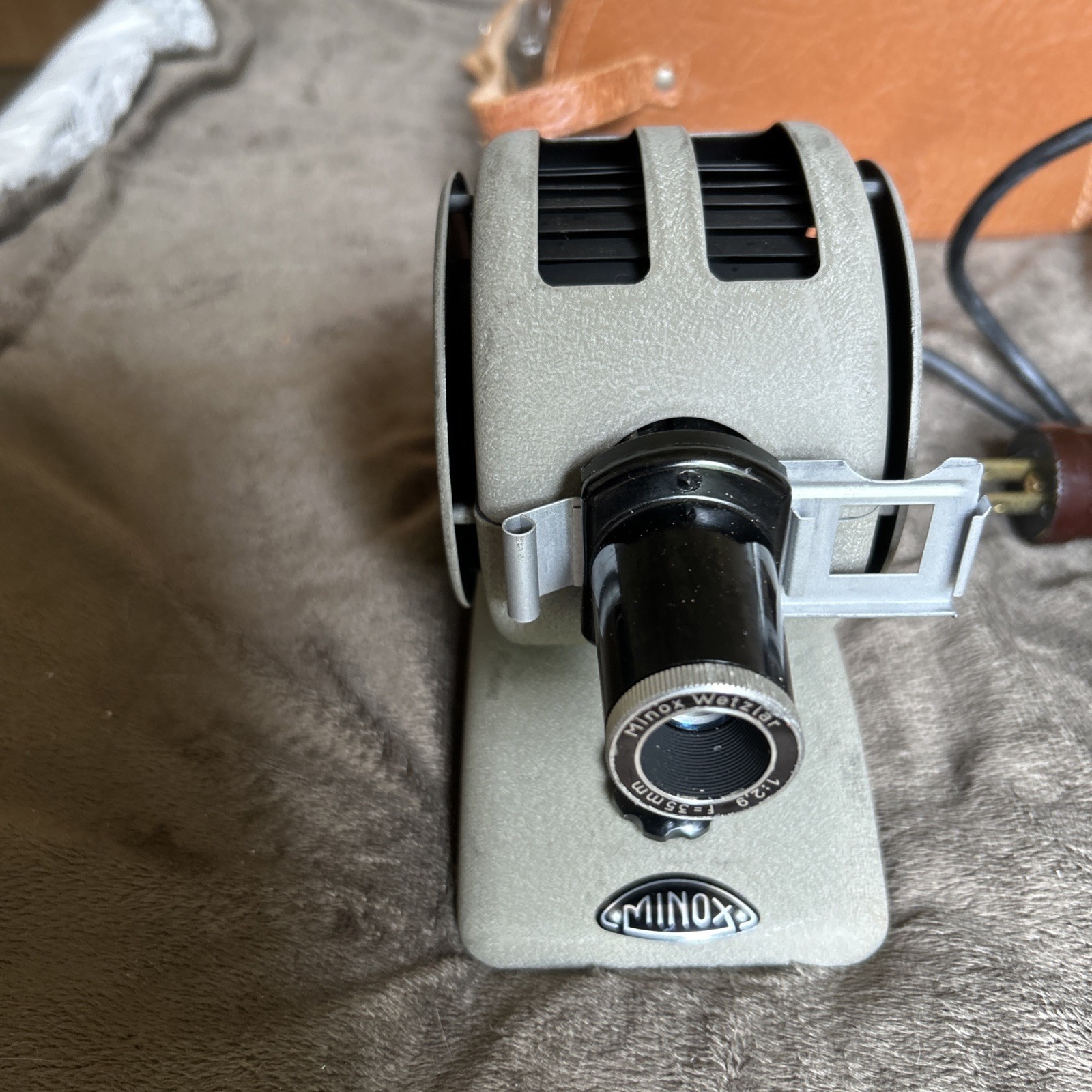 Vintage Minox 3001 Subminiture 8x11 Slide Projector Working With Case