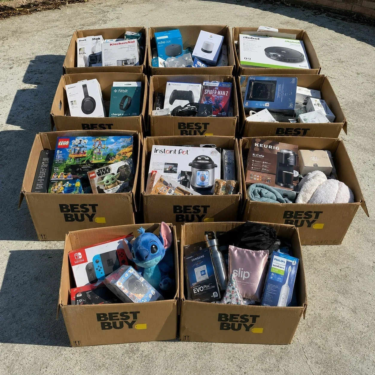 Unclaimed Goods Bundle – Assorted Name Brand Item Unclaimed Goods Bundle – Assorted Name Brand Item