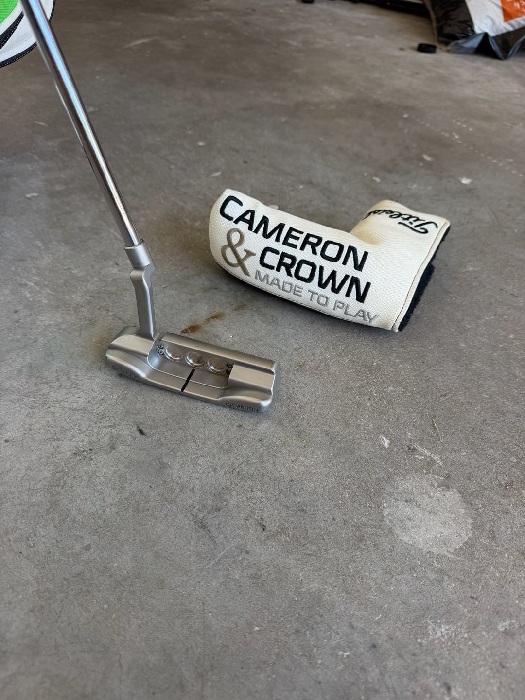 Titleist Scotty Cameron and Crown Newport Putter