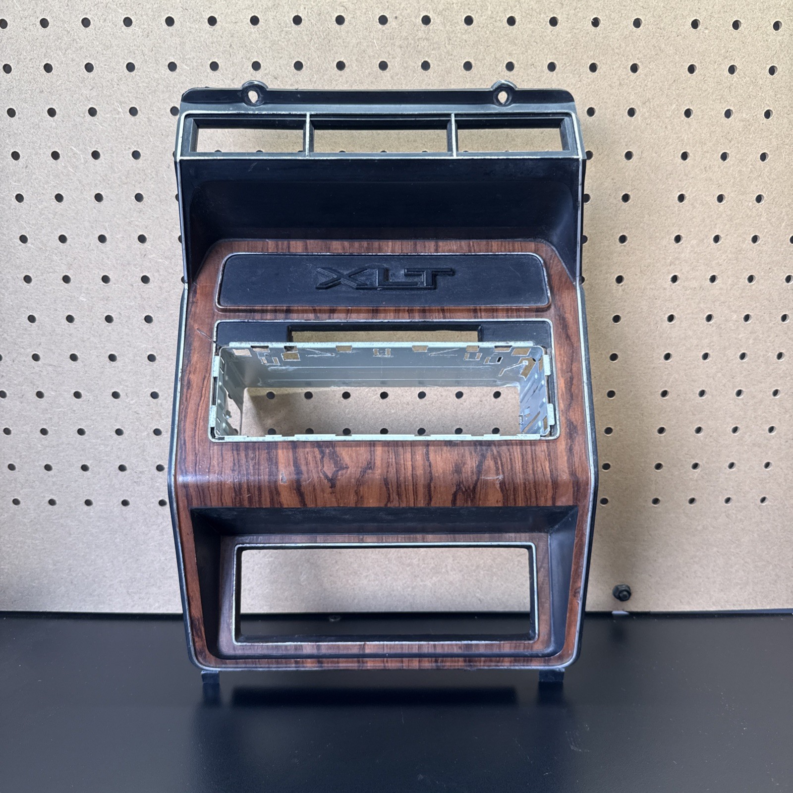 80-86 Rose Wood Radio & Heater Bezel Ford F150 F250 F350 Bronco 80-86 Rose Wood Radio & Heater Bezel Ford F150 F250 F350 Bronco
