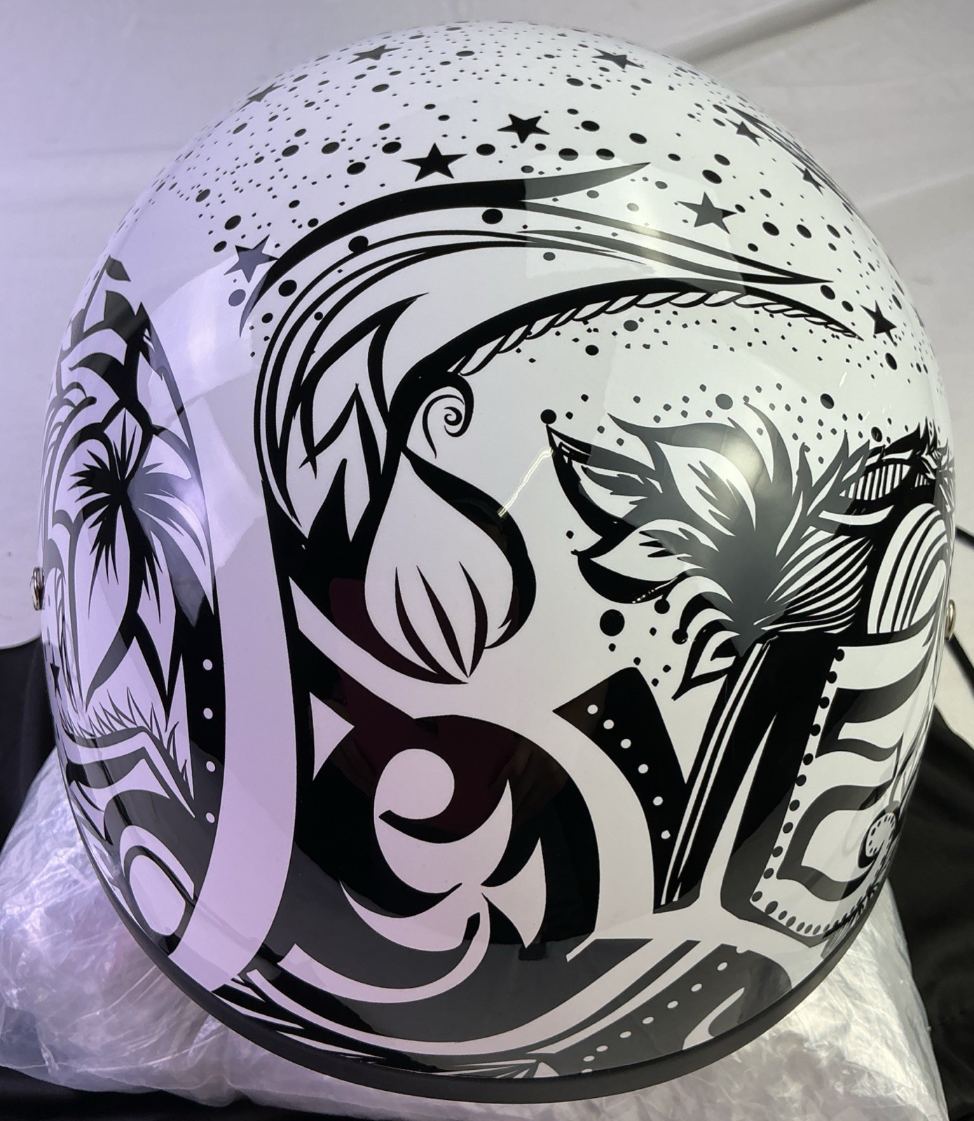 Daytona Unisex D.O.T. Skull Cap Half Face Helmet-Lovesee Pattern-Size: 2XS