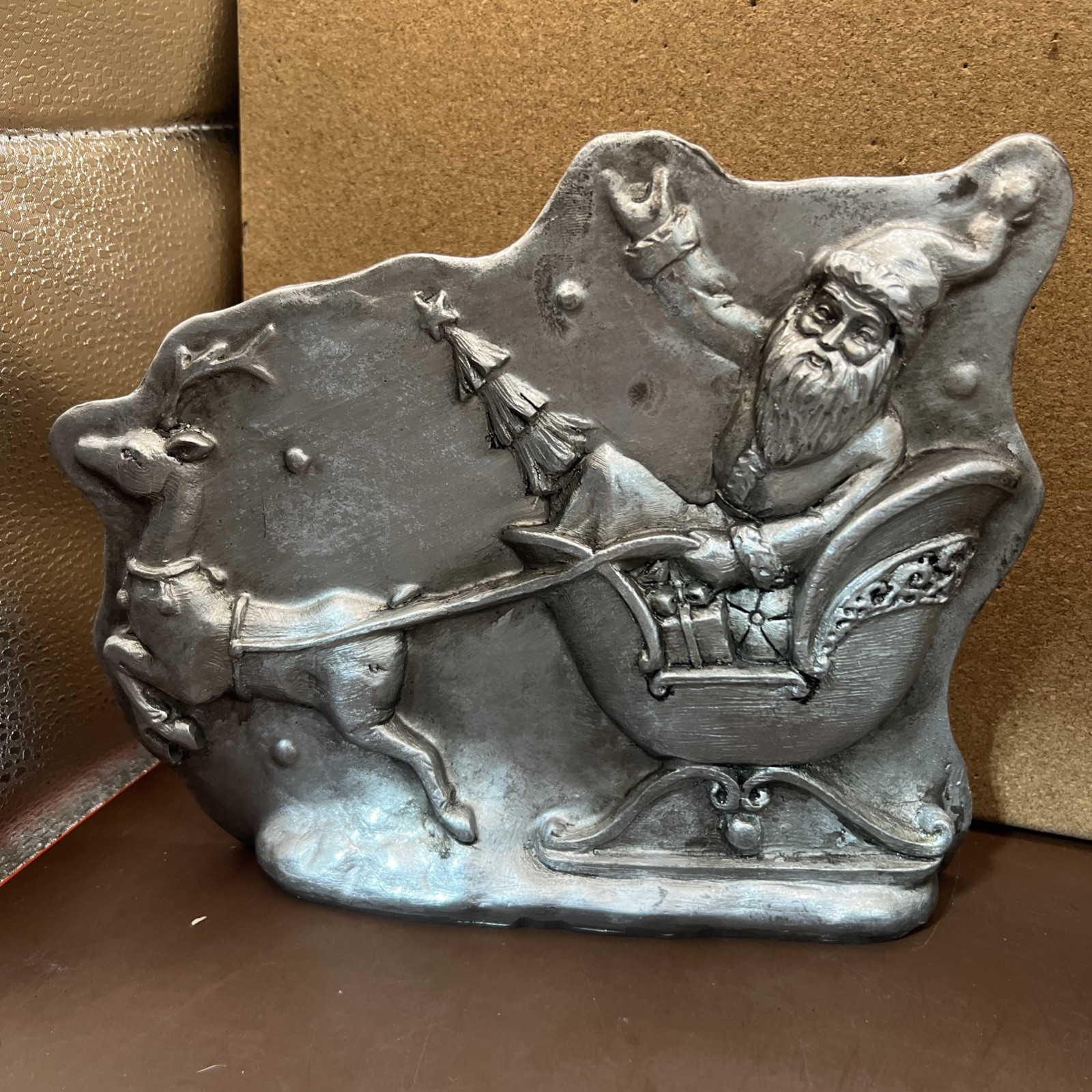 Primitive Faux Tin Style Santa Sleigh Reindeer Silver Resin Chocolate Mold Primitive Faux Tin Style Santa Sleigh Reindeer Silver Resin Chocolate Mold