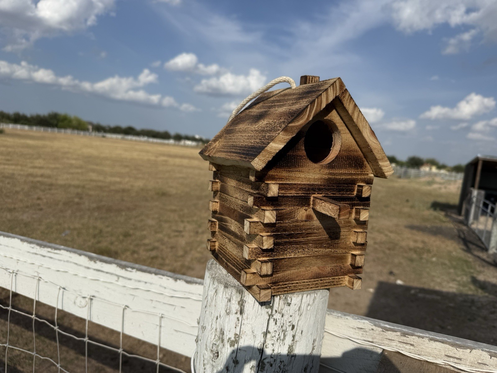 Wood Bird House log cabin style Wood Bird House log cabin style