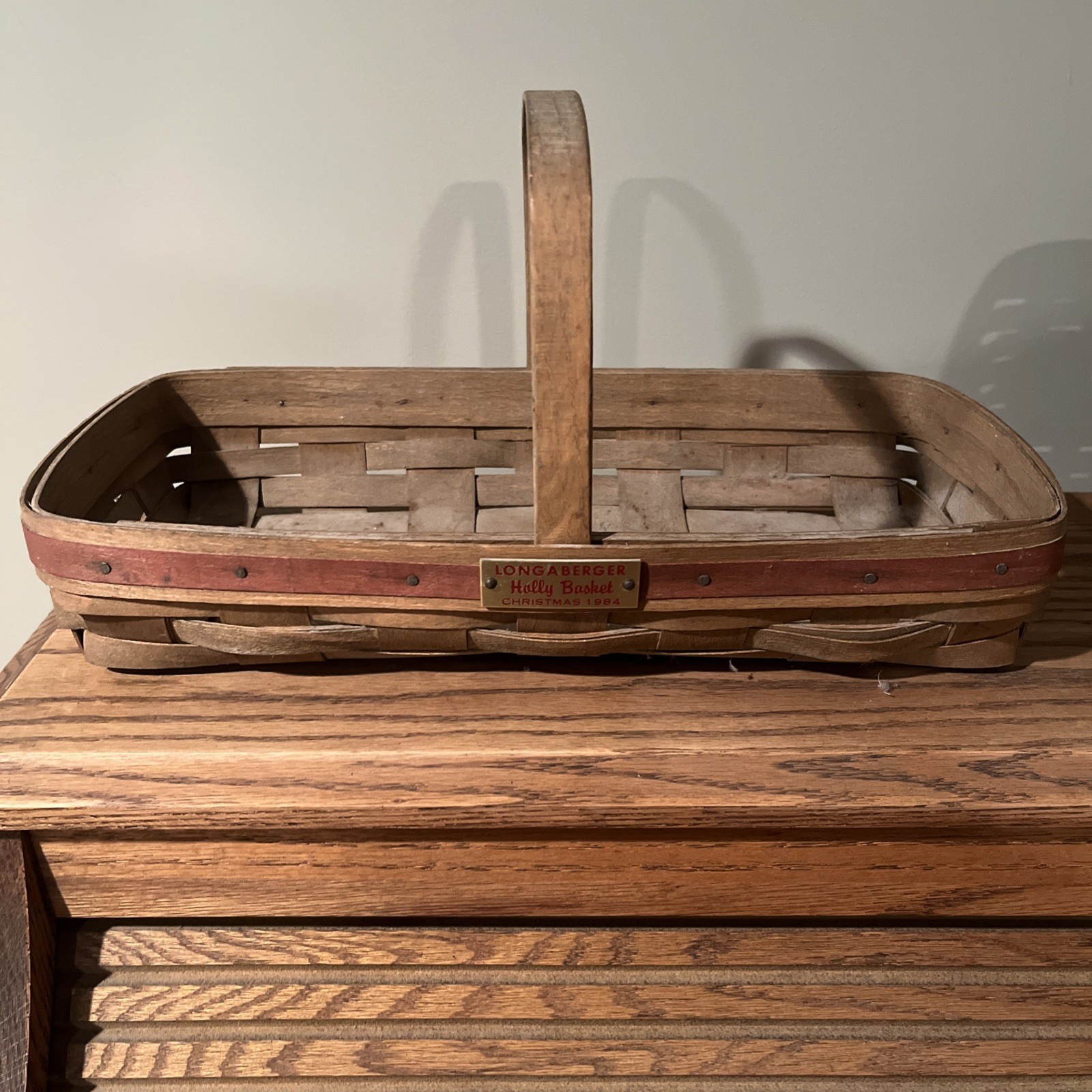 Vintage 1984 Longaberger Christmas Collection Holly Basket Vintage 1984 Longaberger Christmas Collection Holly Basket