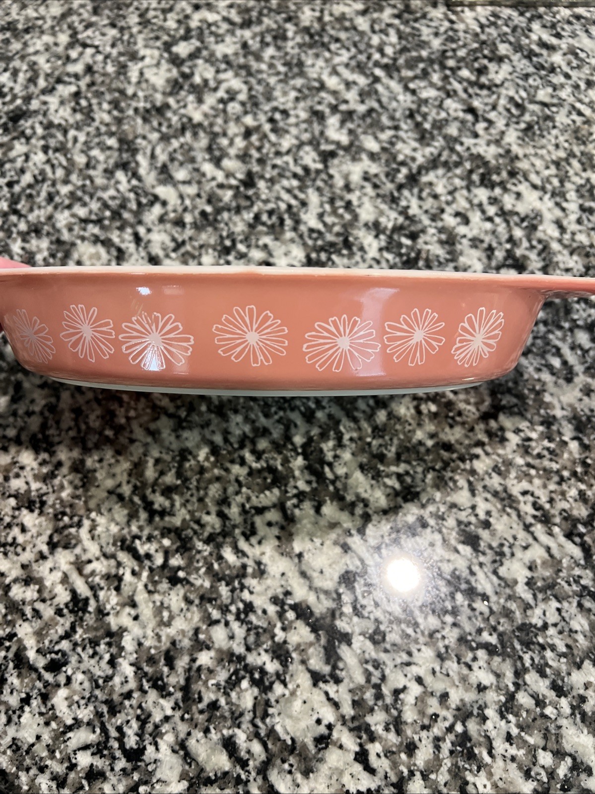 Vintage Pyrex Pink Daisy Oval Divided Casserole Dish 1.5 qt 1950s Vintage Pyrex Pink Daisy Oval Divided Casserole Dish 1.5 qt 1950s