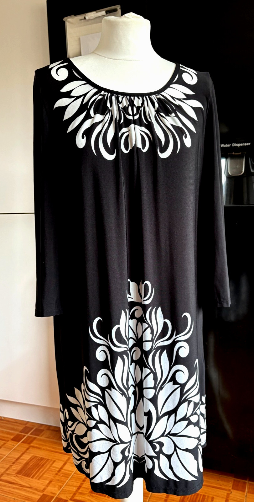 5* Ladies WINDSMOOR Coal Mono BLACK & Natural WHITE Filigree Print Tunic Dress S