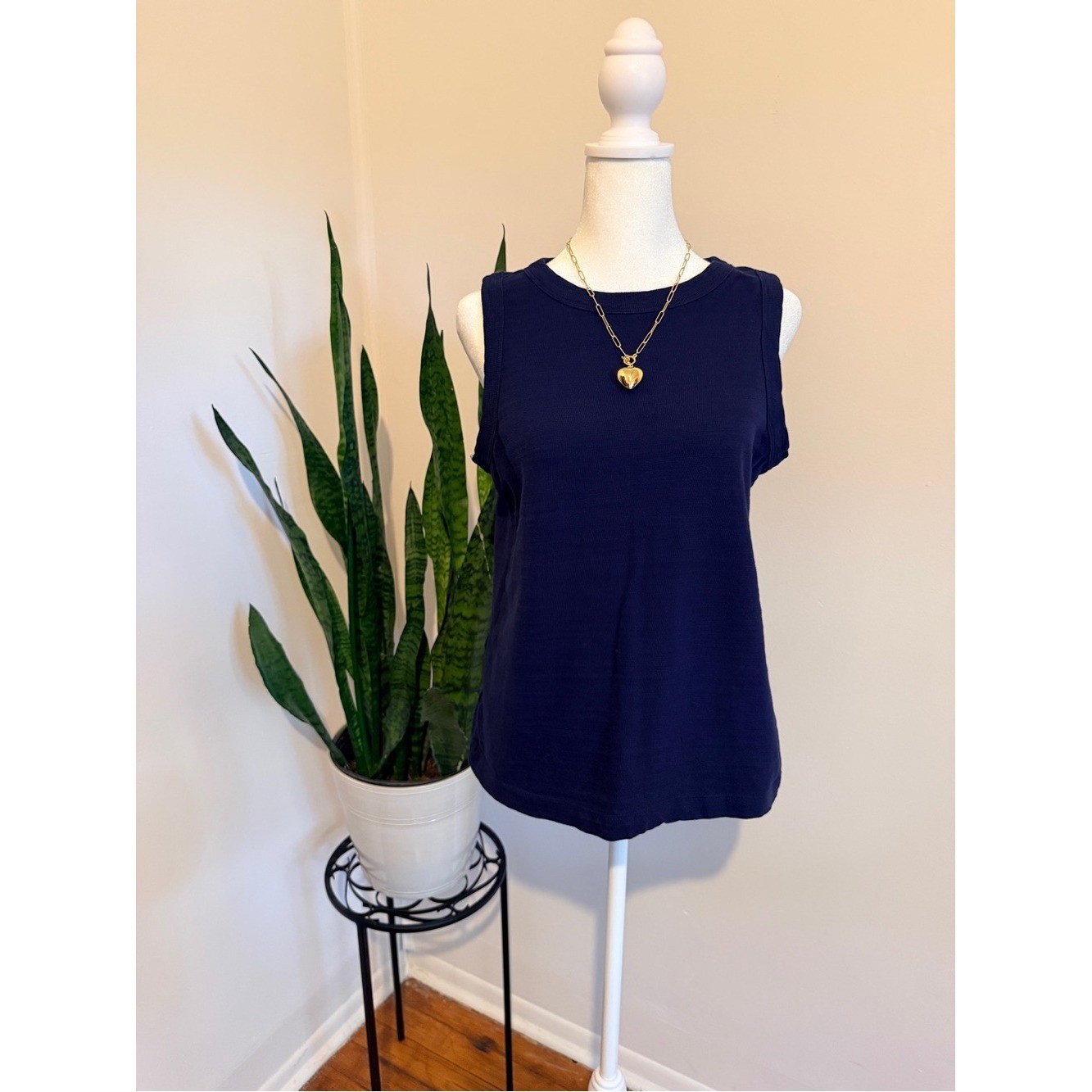 LOFT Navy Blue Crewneck Tank Top Sleeveless Cotton Knit Small LOFT Navy Blue Crewneck Tank Top Sleeveless Cotton Knit Small