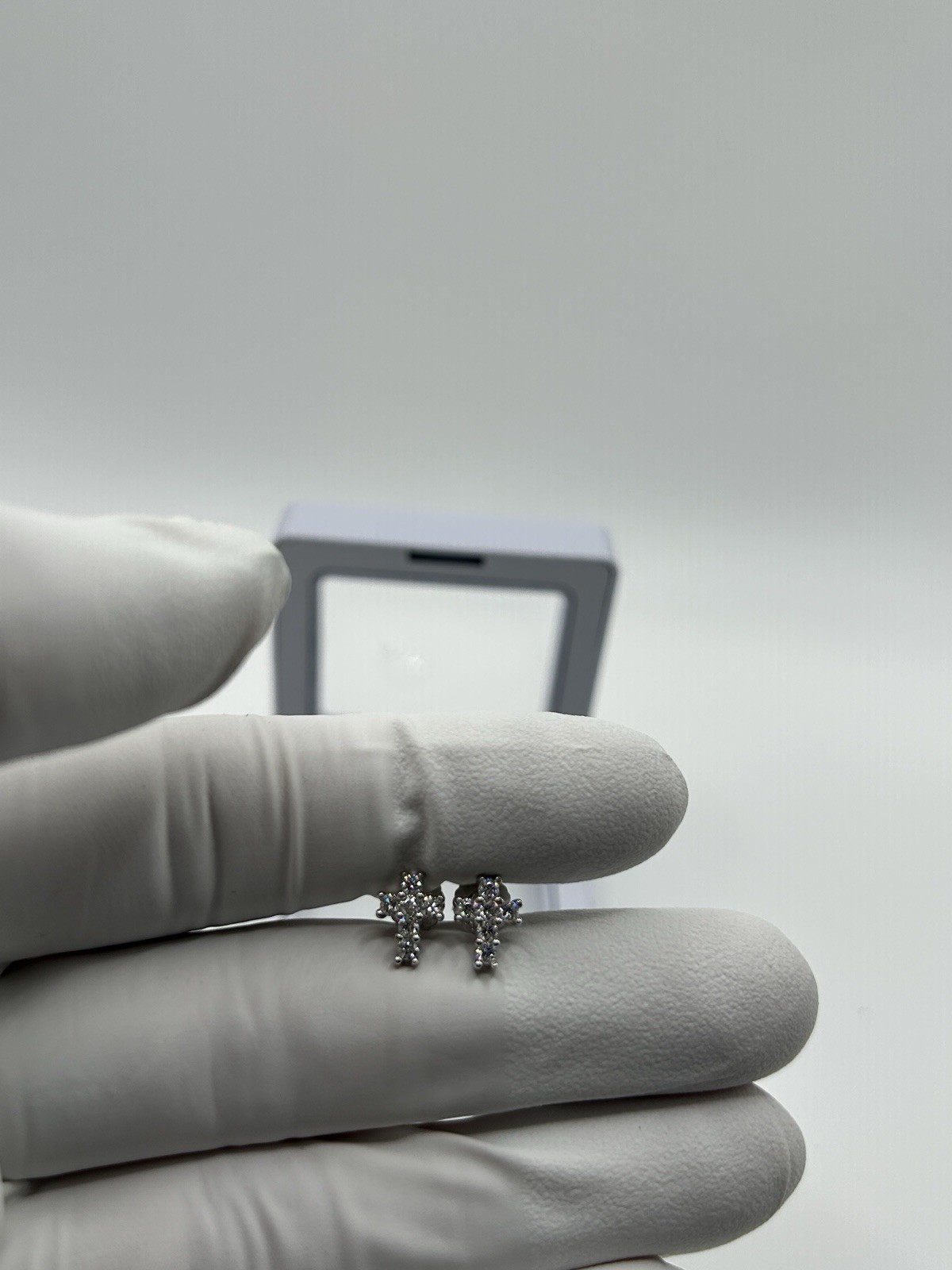 VVS1 Moissanite 925 Silver Small Cross Earrings Iced Pass Diamond Tester VVS1 Moissanite 925 Silver Small Cross Earrings Iced Pass Diamond Tester