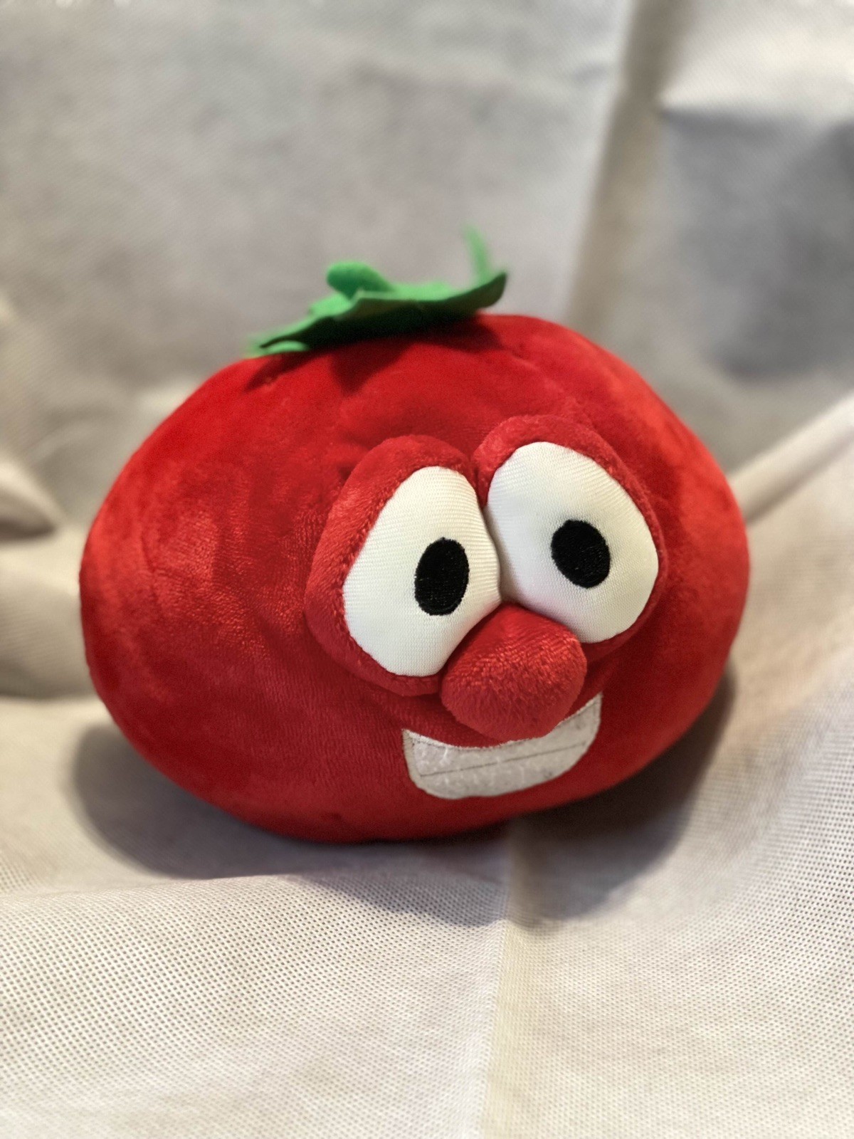 Veggietales Bob The Tomato Plush GUND Veggietales Bob The Tomato Plush GUND