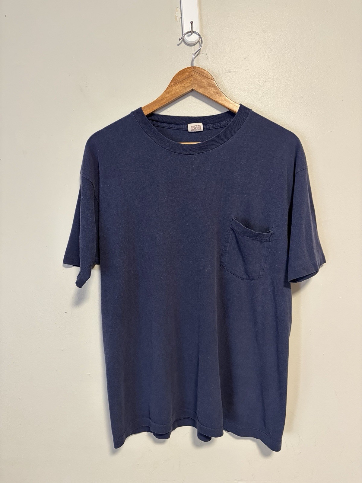 Vintage 1960s Faded Navy Mayo Spruce Selvedge Cotton Pocket T-Shirt Size XL Vintage 1960s Faded Navy Mayo Spruce Selvedge Cotton Pocket T-Shirt Size XL