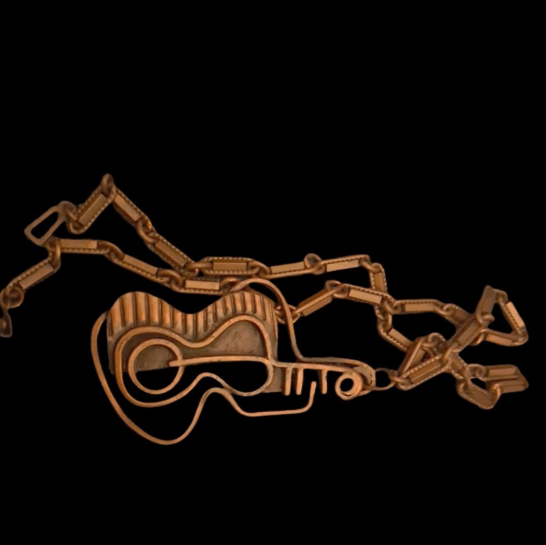 Vintage Rebajes Copper Guitar Necklace w/ Original Chain – Mid Century Modernist