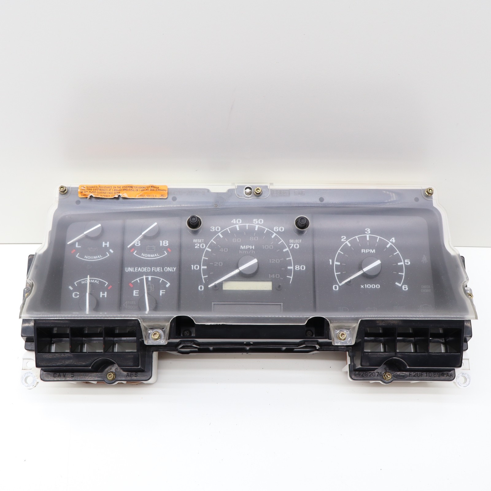 1992 - 1996 Ford F150 F250 Bronco Speedometer Cluster Gauge TACH Manual OEM 1992 - 1996 Ford F150 F250 Bronco Speedometer Cluster Gauge TACH Manual OEM