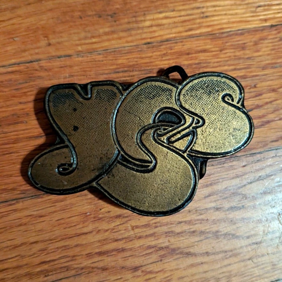 Vintage Metal Yes Belt Buckle Goldtone & Black Adult Unisex