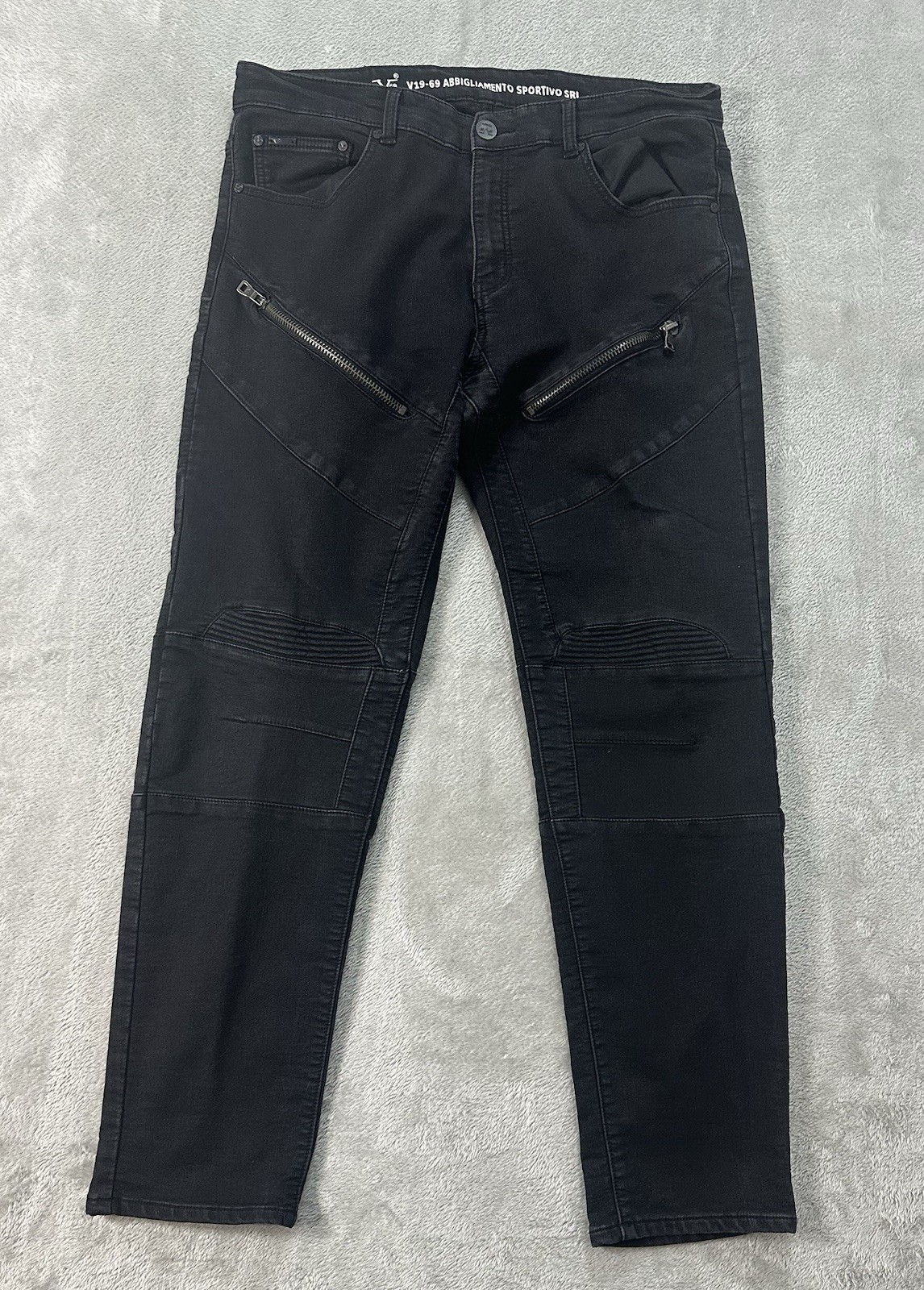 Versace V19-69 Abbigliamento Sportivo SRL Sz 34x32 Black Cargo Retro Denim Jeans Versace V19-69 Abbigliamento Sportivo SRL Sz 34x32 Black Cargo Retro Denim Jeans