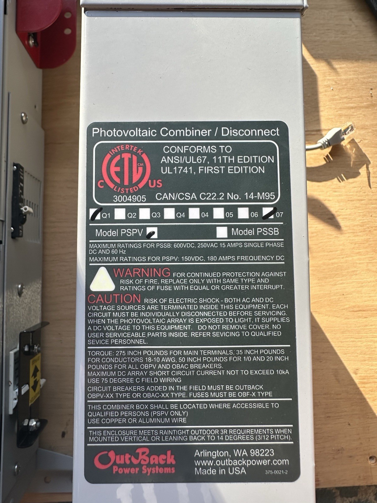 OutBack Power PSPV Photovoltaic Combiner/Disconnect Box OutBack Power PSPV Photovoltaic Combiner/Disconnect Box