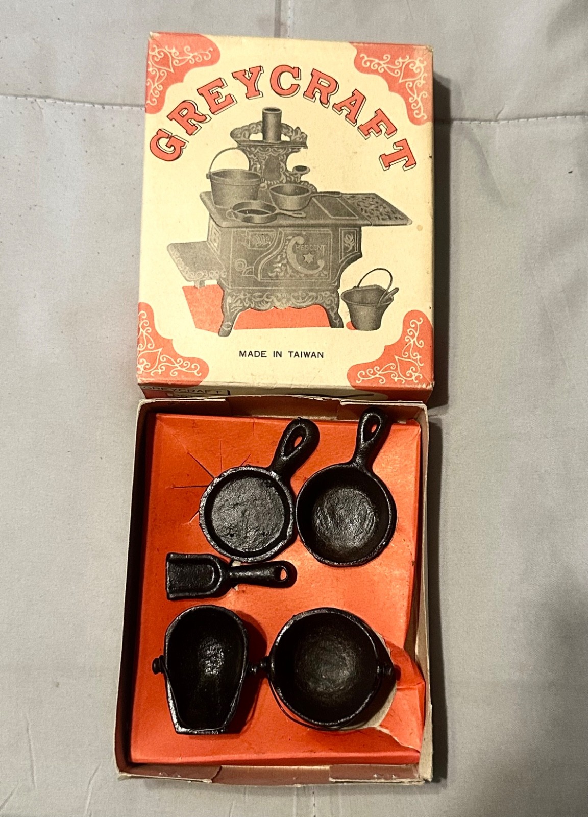 Greycraft Cast Iron Miniature Stove Accessories With Box Complete