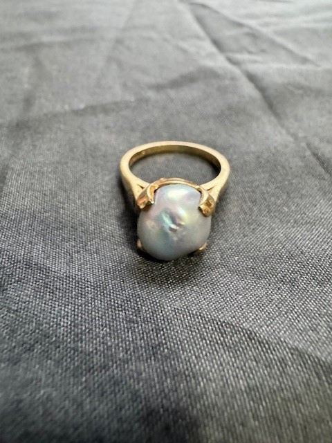 Vintage 14kt Yellow Gold Solitaire Ring w 9mm Round White Pearl Size 6