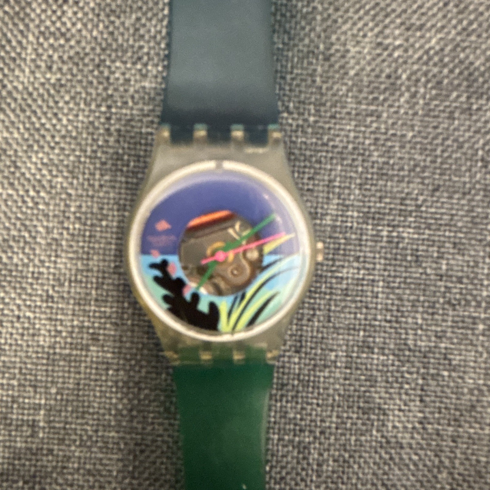 Swatch Black Coral LK101 1986 - functional, new battery Swatch Black Coral LK101 1986 - functional, new battery