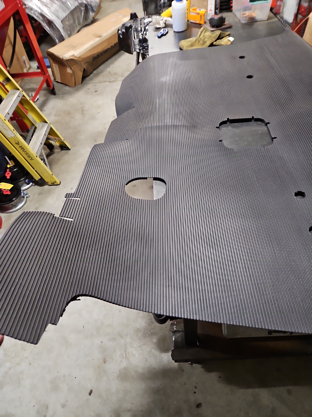Kenworth Rubber Floor Mat B2 Cab S14-1085-110140000 Kenworth Rubber Floor Mat B2 Cab S14-1085-110140000