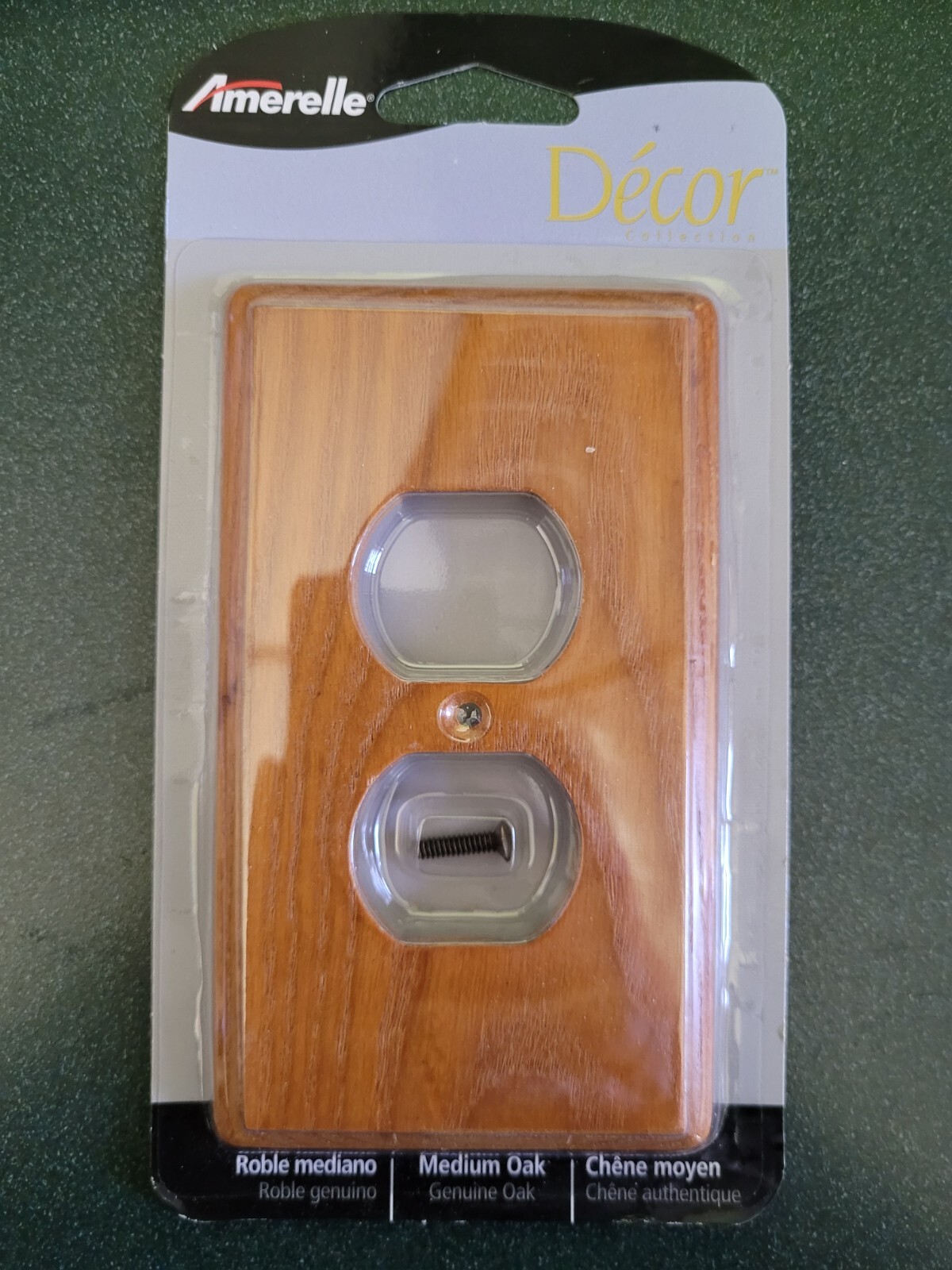 Amerelle 901D Contemporary Medium Oak Wood for 1-Duplex Outlet Wallplate
