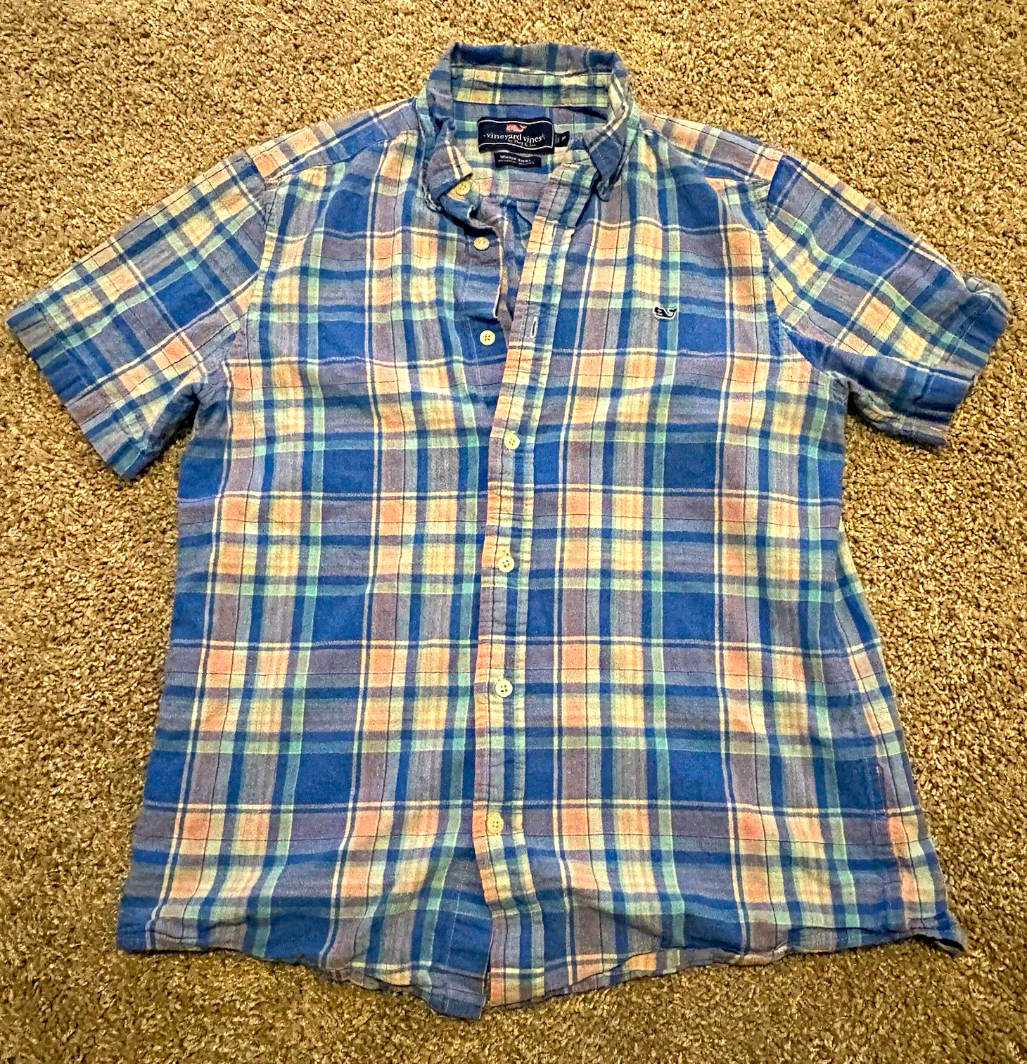 Vineyard Vines Whale Shirt Men\'s M Plaid Blue Short Sleeve Button-Down Vineyard Vines Whale Shirt Men\'s M Plaid Blue Short Sleeve Button-Down