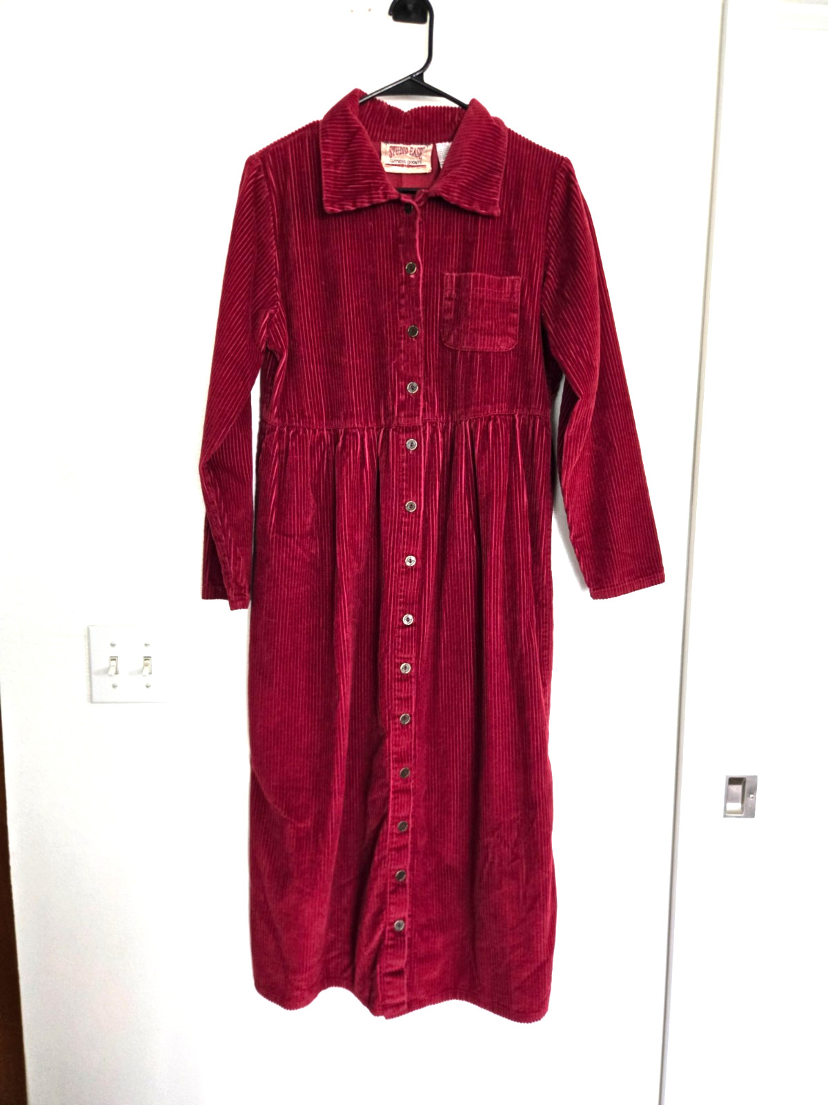 Vintage Studio Ease Maxi Dress Size 6 Burgundy Button Front Pockets Farmhouse
