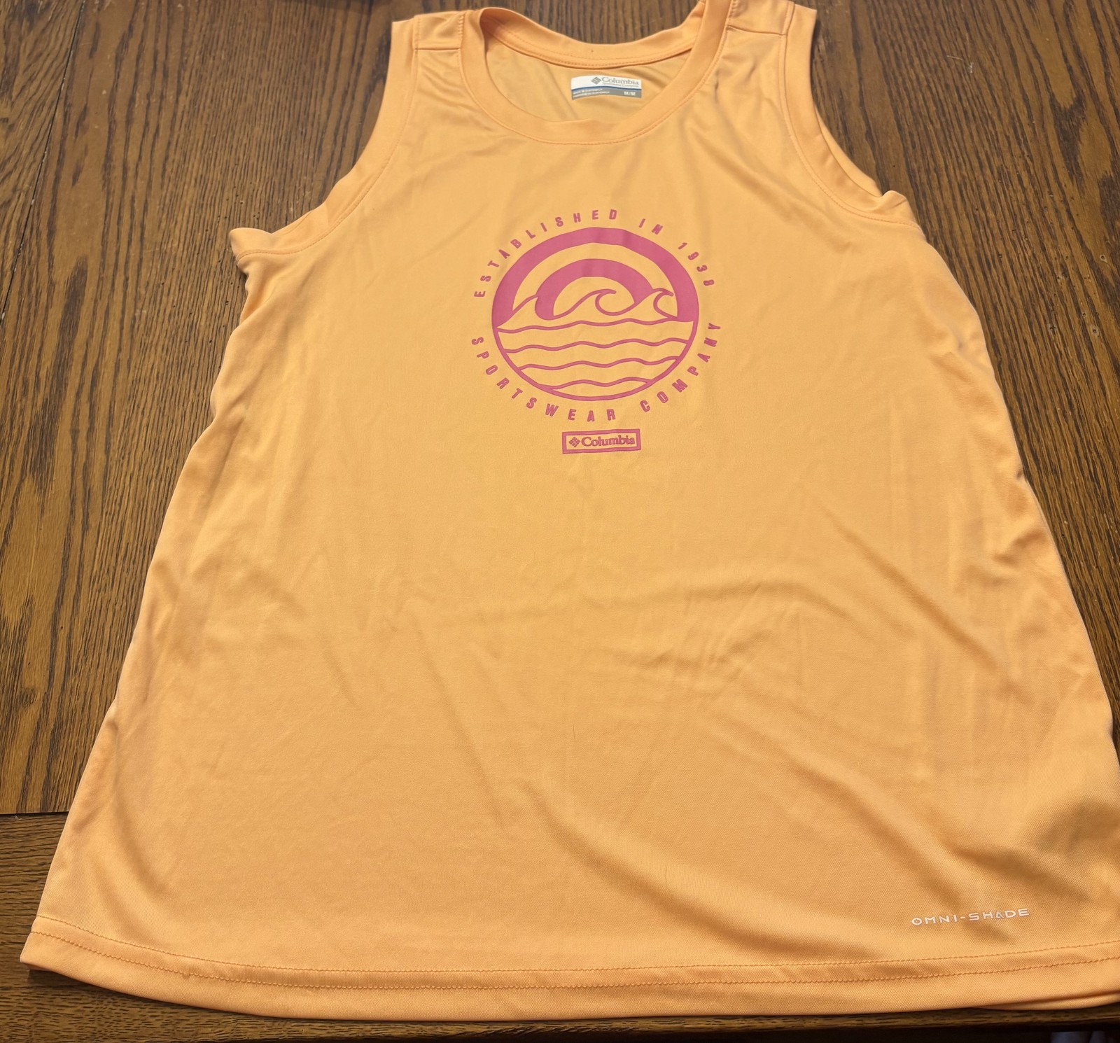 Columbia Women\'s Omni-Shade Sun Protection Graphic Tank Top Columbia Women\'s Omni-Shade Sun Protection Graphic Tank Top