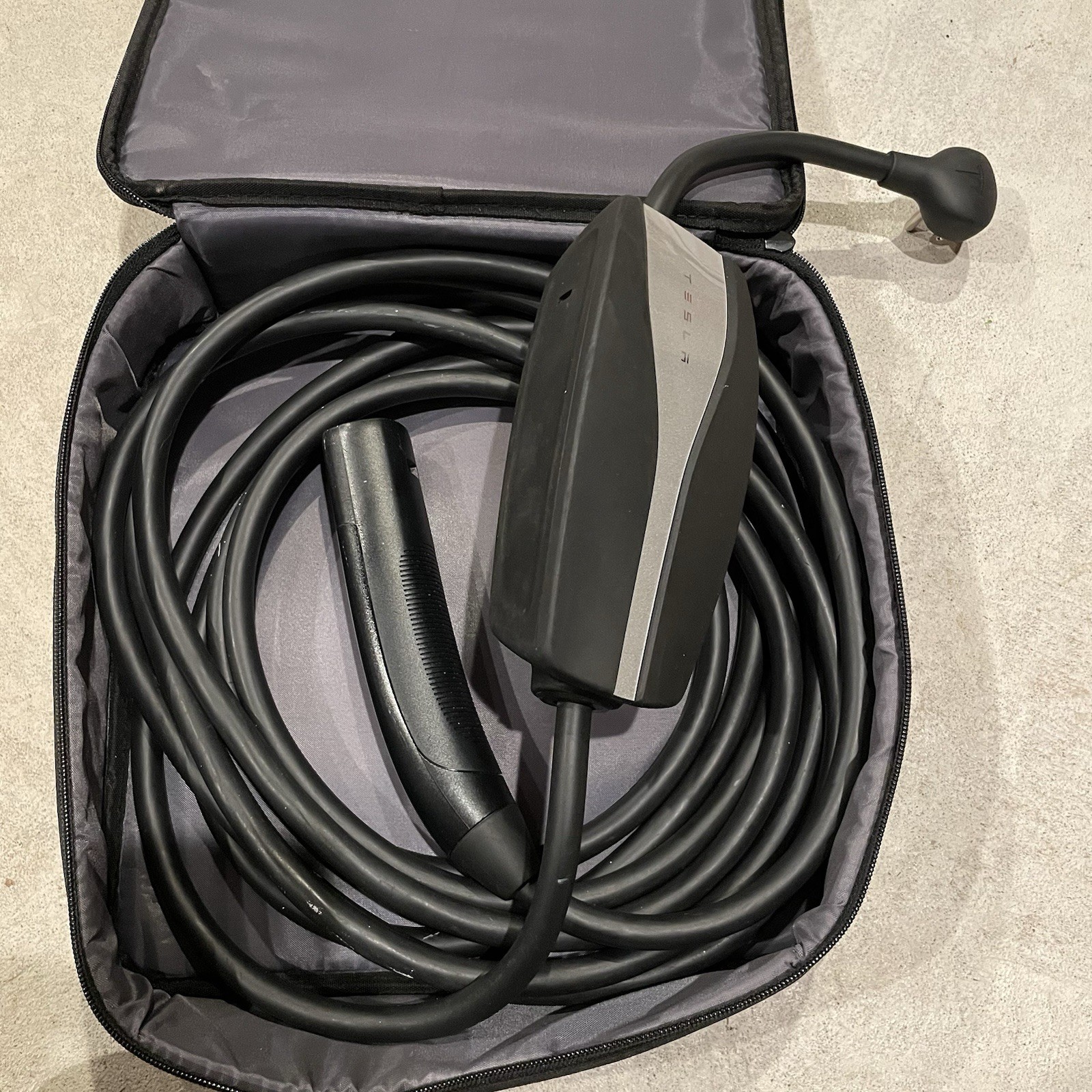 Tesla S3XY OEM Mobile Charger 20\' Cable