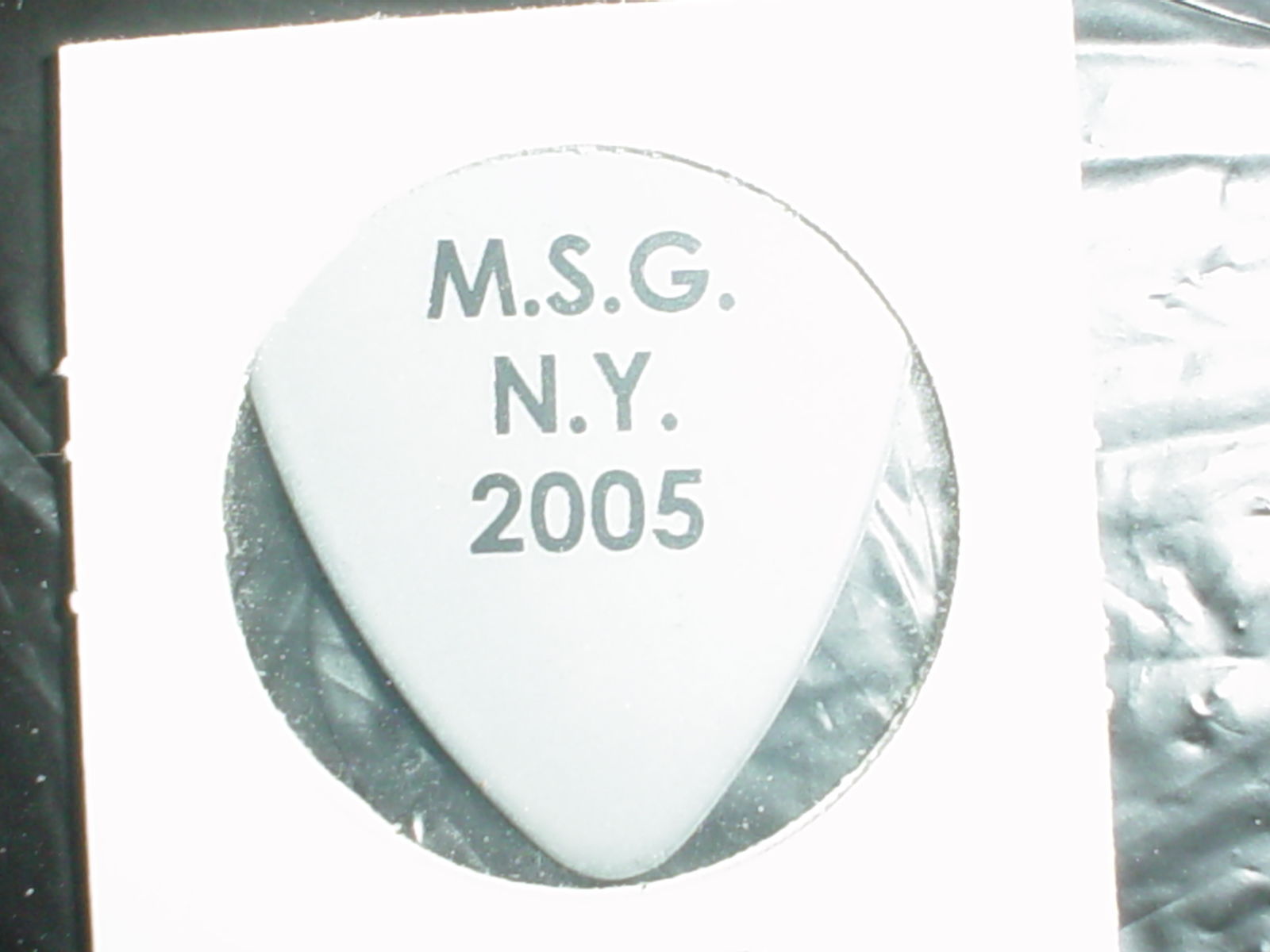 CREAM Eric Clapton 2005 M.S.G NY New York Concerts Gray GUITAR PICK CREAM Eric Clapton 2005 M.S.G NY New York Concerts Gray GUITAR PICK