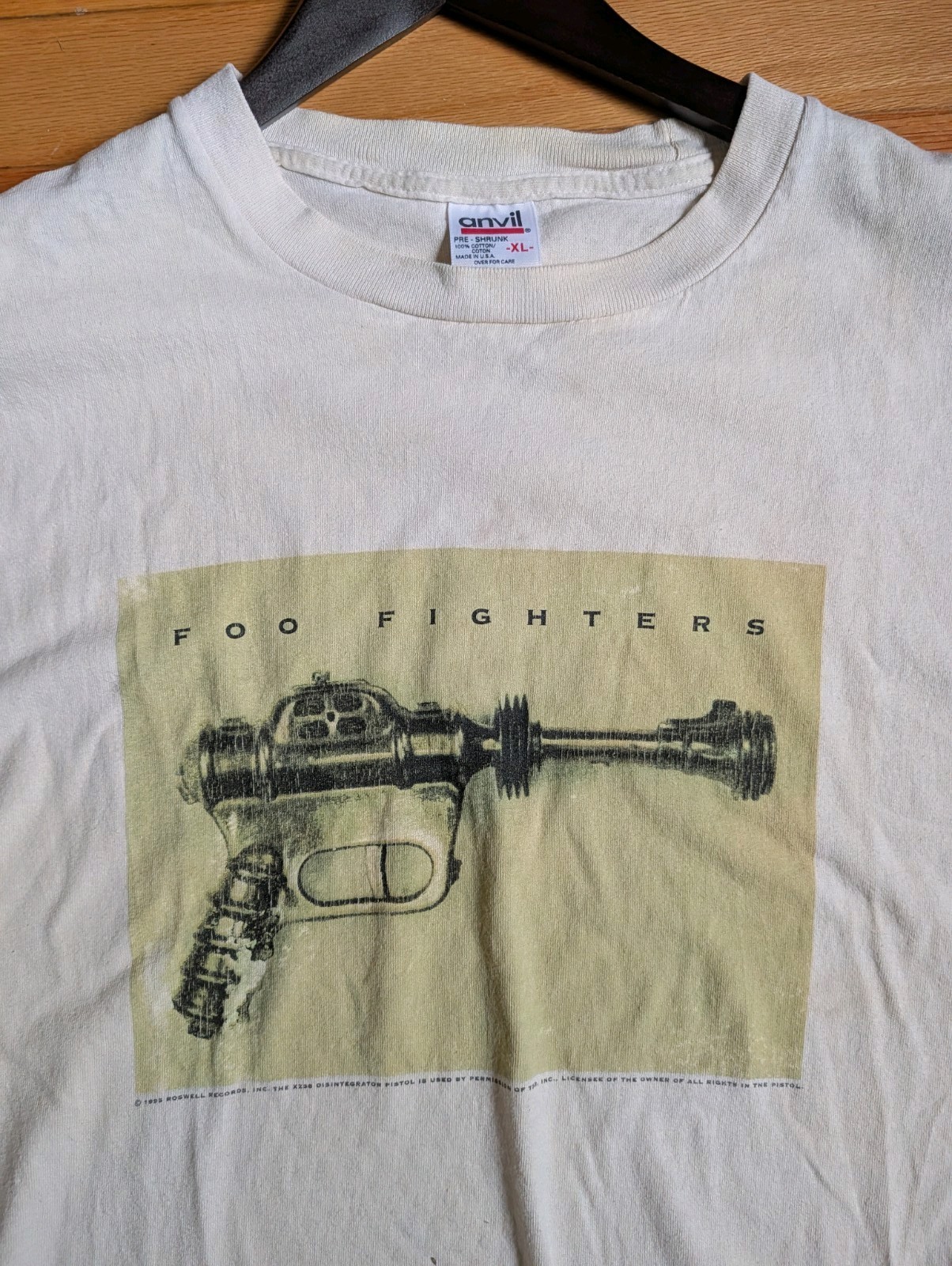 Vintage 1995 Foo Fighters Ray Gun T-Shirt – Anvil XL – Roswell – Single Stitch