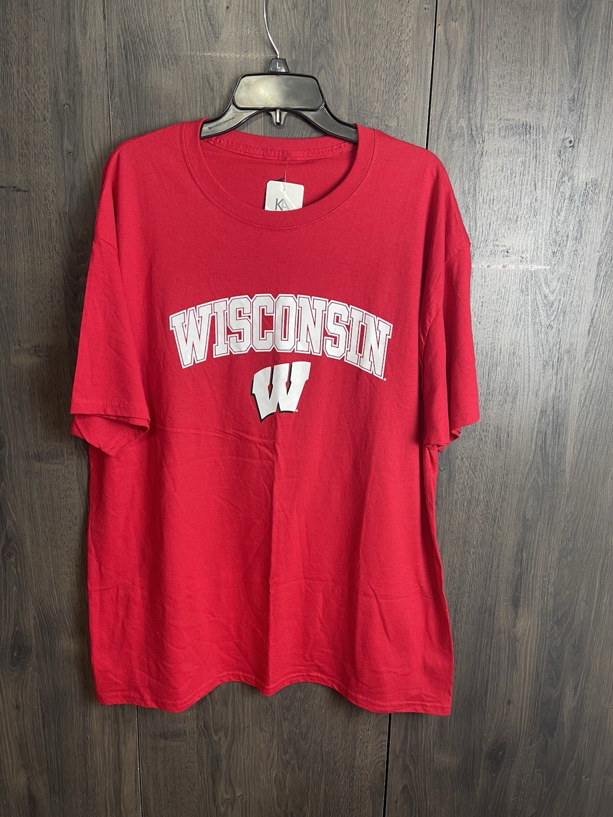Vintage Wisconsin Badgers Football T-Shirt Adult XL Red NWT