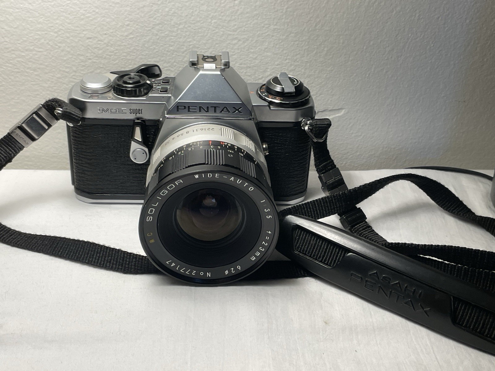 Pentax Me Super 35mm Film SLR Camera With 23mm Lens Tested Working Pentax Me Super 35mm Film SLR Camera With 23mm Lens Tested Working