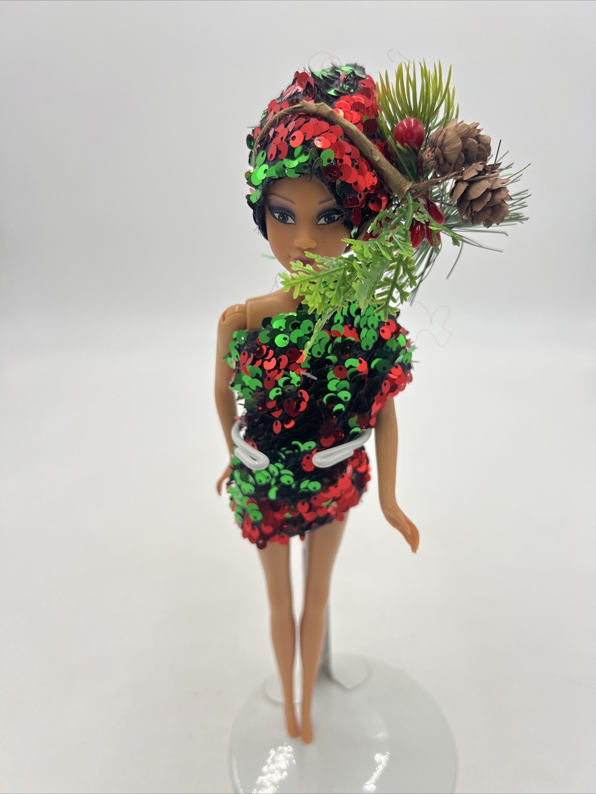 Vintage Mattel Barbie Doll With Sparke Dress and Head Covering 11.5\