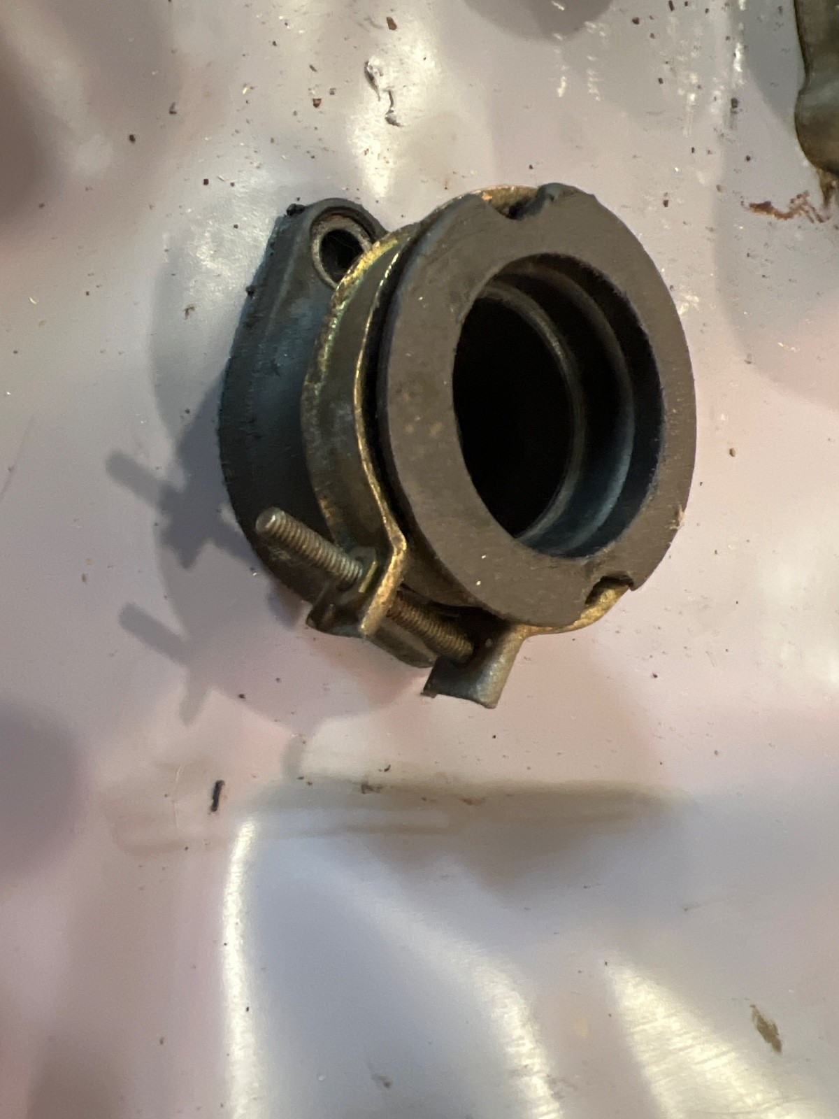 1987 Polaris Indy Trail Carburetor Adapter	3083306 / 3085044