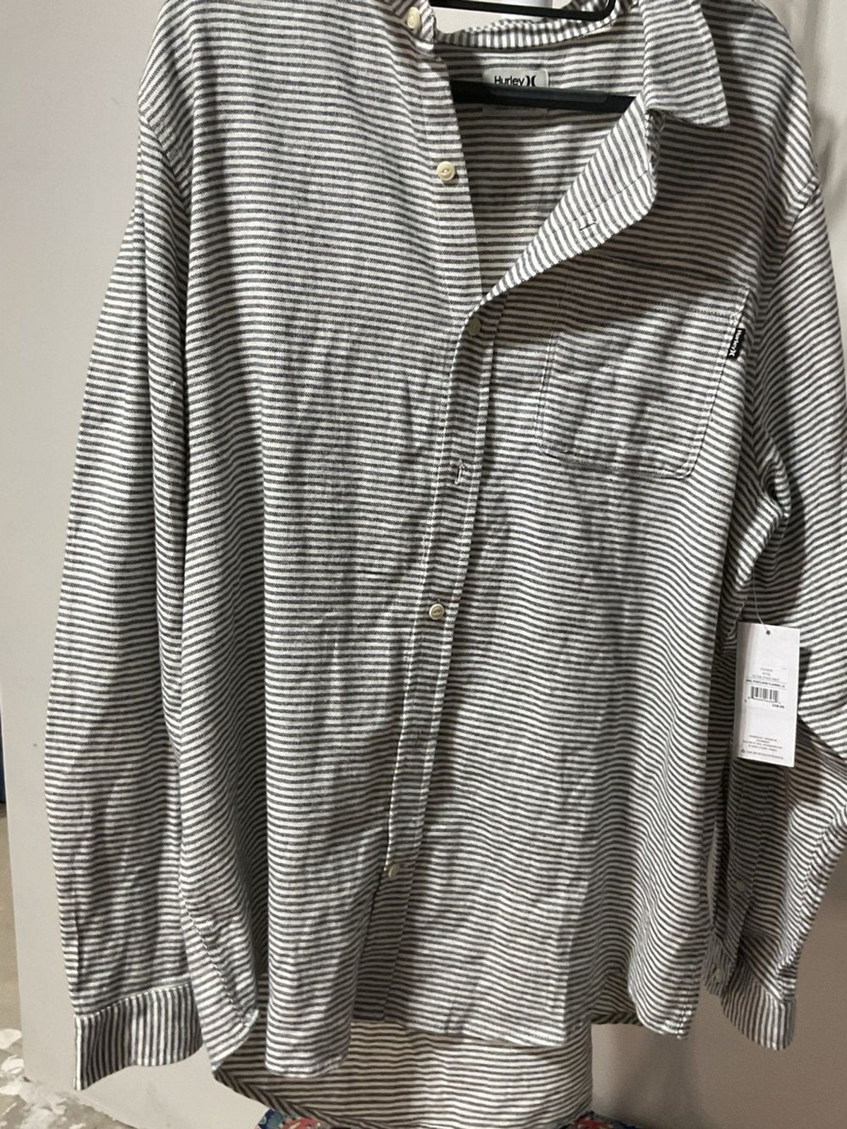 NWT Hurley Men\'s Portland Stripe Long Sleeve Button-Up Shirt - Gray/White - Sz L