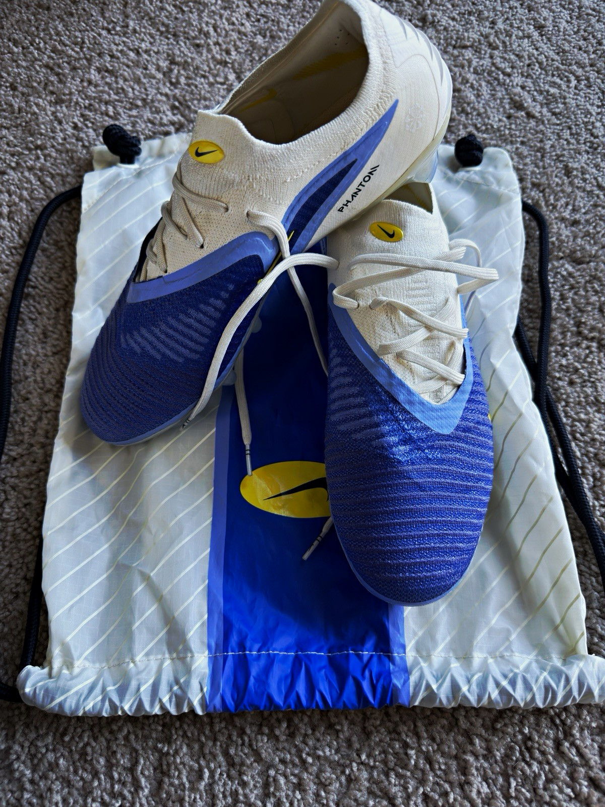 Nike Phantom 6 Elite Low FG Fear Nothing Pack US Mens size 10 Nike Phantom 6 Elite Low FG Fear Nothing Pack US Mens size 10